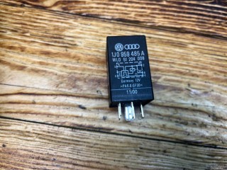 Реле (прочие), ориг. номер 1J0959485A, 411, 51204008, Volkswagen Passat 1996-2001