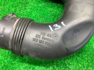 Патрубок воздушного фильтра, ориг. номер 1K0129618AT, Volkswagen Passat 2005-2010