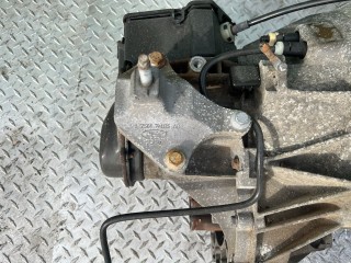 Кронштейн КПП, ориг. номер 2S617M125AC, Ford Fusion 2002-2005