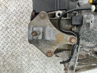 Кронштейн КПП, ориг. номер 2S617M125AC, Mazda 2 2003-2005