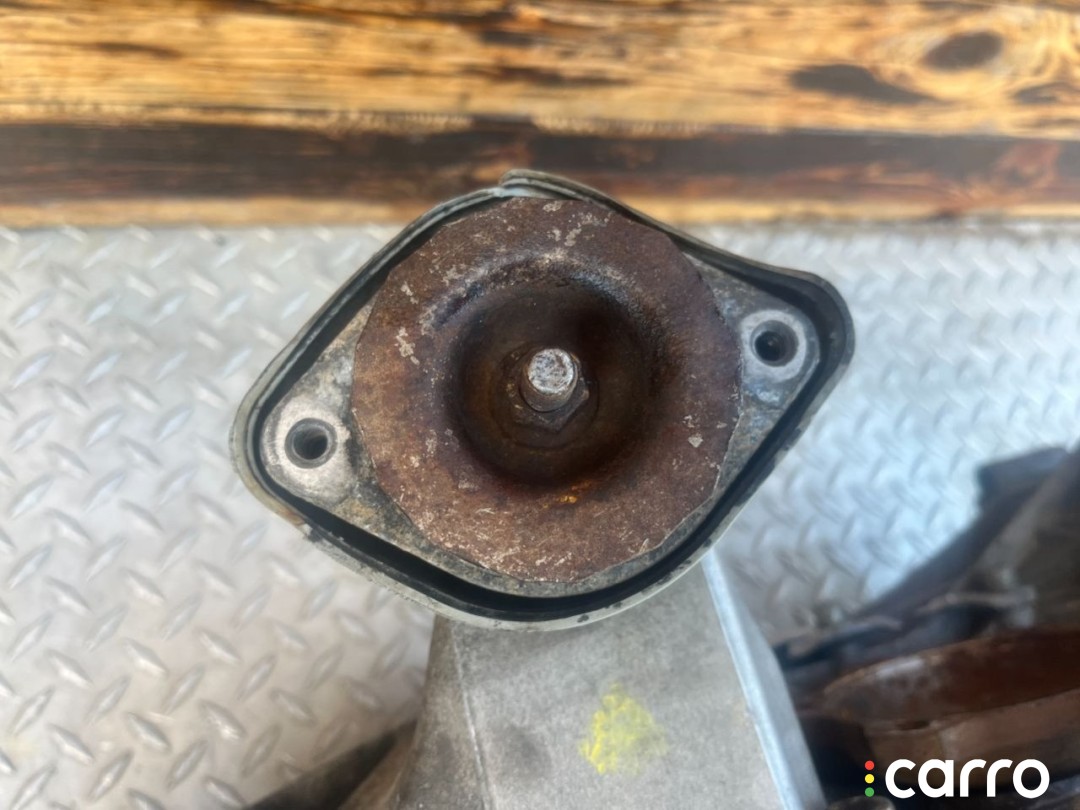 Подушка крепления кпп Audi A6 1997-2001, МКПП, фото 2