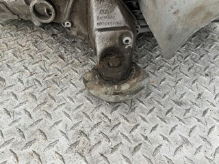 Подушка крепления кпп, Audi A6 1997-2001