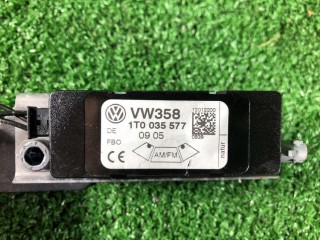 Усилитель антенны, ориг. номер 1T0035577, 1T0971501L, 12012200, Volkswagen Touran 2003-2006