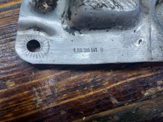 Кронштейн подрамника, ориг. номер 8D0399541B, Audi A6 1997-2001