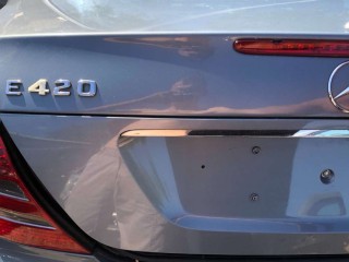 Подсветка номера, Mercedes E W211 2002-2006