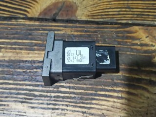 КНОПКА ПОДОГРЕВА СИДЕНИЙ, ориг. номер 24441254, Opel Vectra 2005-2008