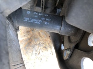 Кронштейн крепления бампера переднего, ориг. номер 3B0807133, Volkswagen Passat 1996-2001