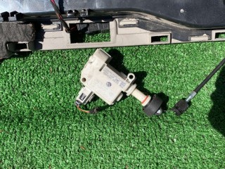 Замок бардачка, ориг. номер 3B0959782A, Audi A6 2004-2008