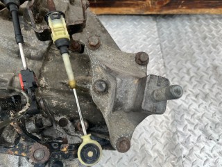 Кронштейн КПП, ориг. номер 3S717M125CA, Ford Mondeo 2000-2003