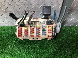Блок предохранителей, ориг. номер 2523079981, 24330C9900, 20401131249, Nissan X-Trail 2000-2004