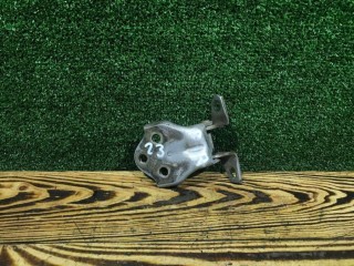 Петля двери передней правой Hyundai Santa FE 2000-2004, внедорожник 5 дв.