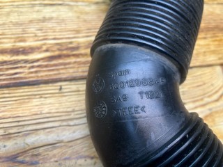 Патрубок воздушного фильтра, ориг. номер 6Q0129684P, Volkswagen Golf 1991-2000