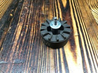 Отбойник крышки багажника (демпфер) Nissan Note 2012-2016, 908704J500