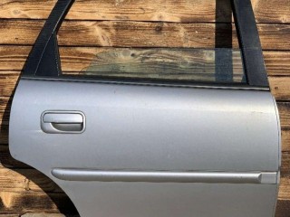 Стекло двери задней правой, Opel Vectra 1995-2000