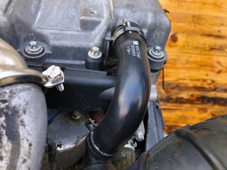 Патрубок вентиляции картера, 90573597, Opel Zafira A