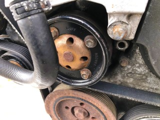 Шкив помпы, ориг. номер 98FF8509BA, Ford Focus 2001-2005
