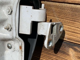 Петля двери передней левой, Mercedes Vito W638 1996-2003