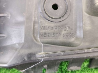 Кронштейн крепления бампера, ориг. номер 4B9807453B, Audi A6 1997-2001