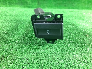 Подстаканник, ориг. номер 4S7113564A, Ford Mondeo 2000-2003