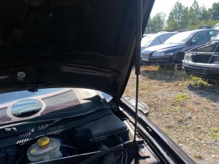 Амортизатор капота, Audi A4 1994-1999