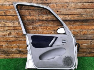 Обшивка двери передней левой (дверная карта), Citroen Xsara Picasso 1999-2004