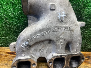Коллектор впускной, ориг. номер 045129713F, Volkswagen Polo 2001-2005