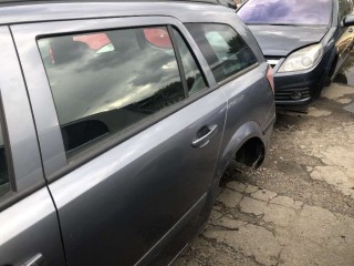 Стекло двери задней левой, Opel Astra 1998-2009