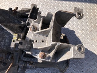Кронштейн КПП, ориг. номер V97FB7M125AA, Ford Puma 1997-2003