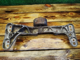 Кронштейн КПП, ориг. номер 1136499, BMW 3 E36 1990-1996