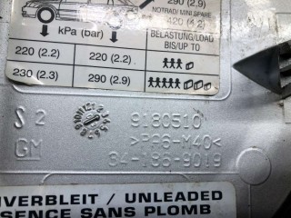 Лючок топливного бака, ориг. номер 9180510, 9180503, Opel Vectra 2002-2005