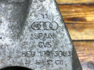 Кронштейн двигателя, ориг. номер 8E0199308J, Audi A4 2000-2006