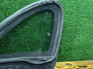 Стекло кузовное боковое правое, ориг. номер 90454368, Opel Vectra 1995-2000