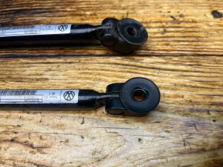 Крепление сиденья, ориг. номер 1T0883501A, 82147572496, Volkswagen Touran 2003-2006