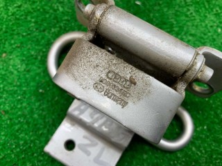 Петля двери задней левой, ориг. номер 8D0833411C, Audi A4 1994-1999