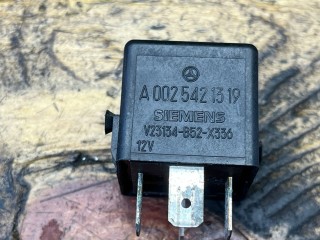 Реле (прочие), ориг. номер A0025421319, Mercedes S W220 1998-2002
