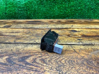 Кнопка открытия лючка топливного бака, ориг. номер 1F0959527, Volkswagen Touran 2003-2006