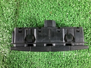 Кнопка подогрева заднего стекла, ориг. номер 2S6T18C621AC, Ford Fiesta 2001-2007