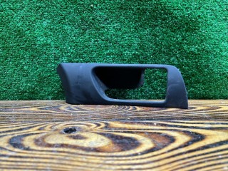 Накладка на ручку двери, ориг. номер 6761505020, Toyota Avensis 2006-2009