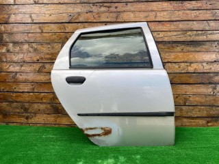 Накладка двери задней правой Fiat Punto 1999-2003, хетчбэк 5 дв.