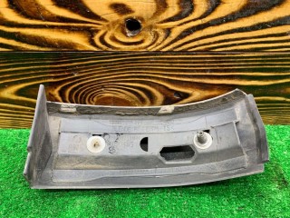 Ус под фонарь правый, ориг. номер 090597596, Opel Zafira 1999-2003