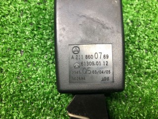 Замок ремня безопасности, ориг. номер A2118600769, 613090112, Mercedes E W211 2002-2006