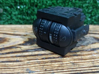 Кнопка корректора фар, ориг. номер 3B0941333A, Volkswagen Passat 1996-2001