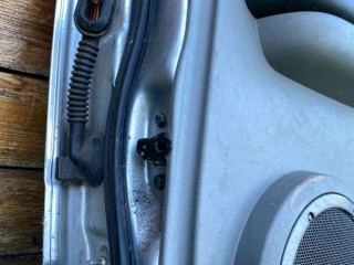 Ограничитель открывания двери задней, Nissan X-Trail 2000-2004