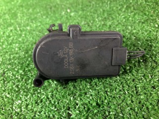 Корректор фар, ориг. номер 2S6X13K198BB, Ford Fiesta 2001-2007