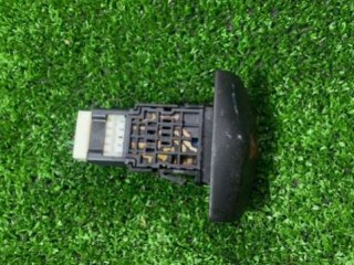 Кнопка аварийной сигнализации, ориг. номер 06016, Nissan Primera 1999-2002
