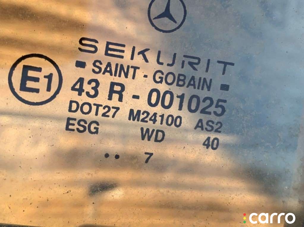 Стекло двери задней правой Mercedes E W210 1999-2002, фото 1