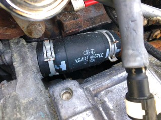 Патрубок радиатора, ориг. номер XS4Q8A567CC, Ford Focus 2001-2005