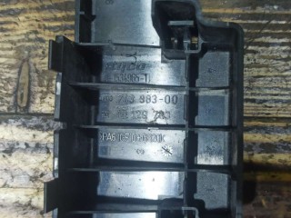 Короб предохранителей, ориг. номер 13129783, Opel Astra 1998-2009