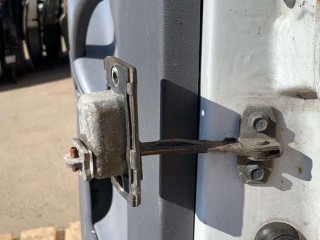 Ограничитель открывания двери передней, Mercedes Vito W638 1996-2003