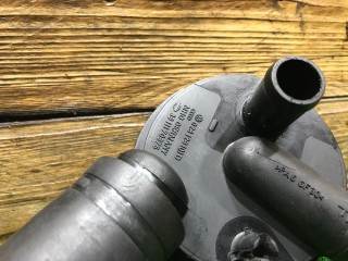 Маслоотделитель (сапун), ориг. номер 028129101D, Audi A4 1994-1997